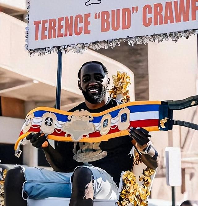 咕噜体育直播官网-克劳福德巅峰退役藏真相：野望不敌健康，拳坛暗流值得警惕|特伦斯·克劳福德|金腰带|贾尼贝克·阿里姆哈努利|级别|药检_新浪体育_新浪新闻